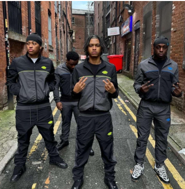 Syna World Tracksuit