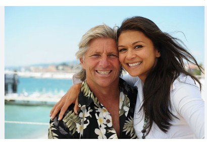 Nia Peeples  